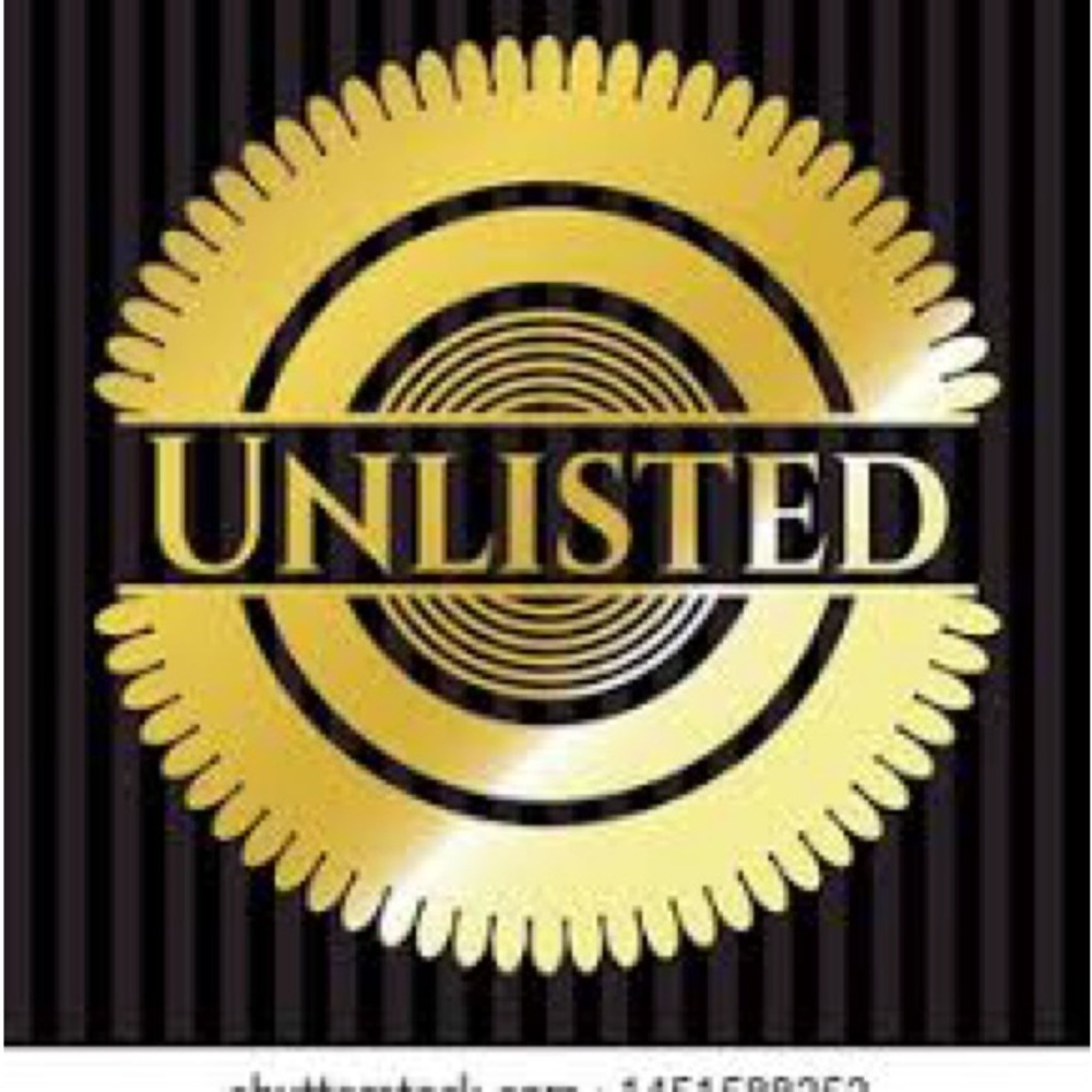Unlisted Elegant Gold and Black Emblem